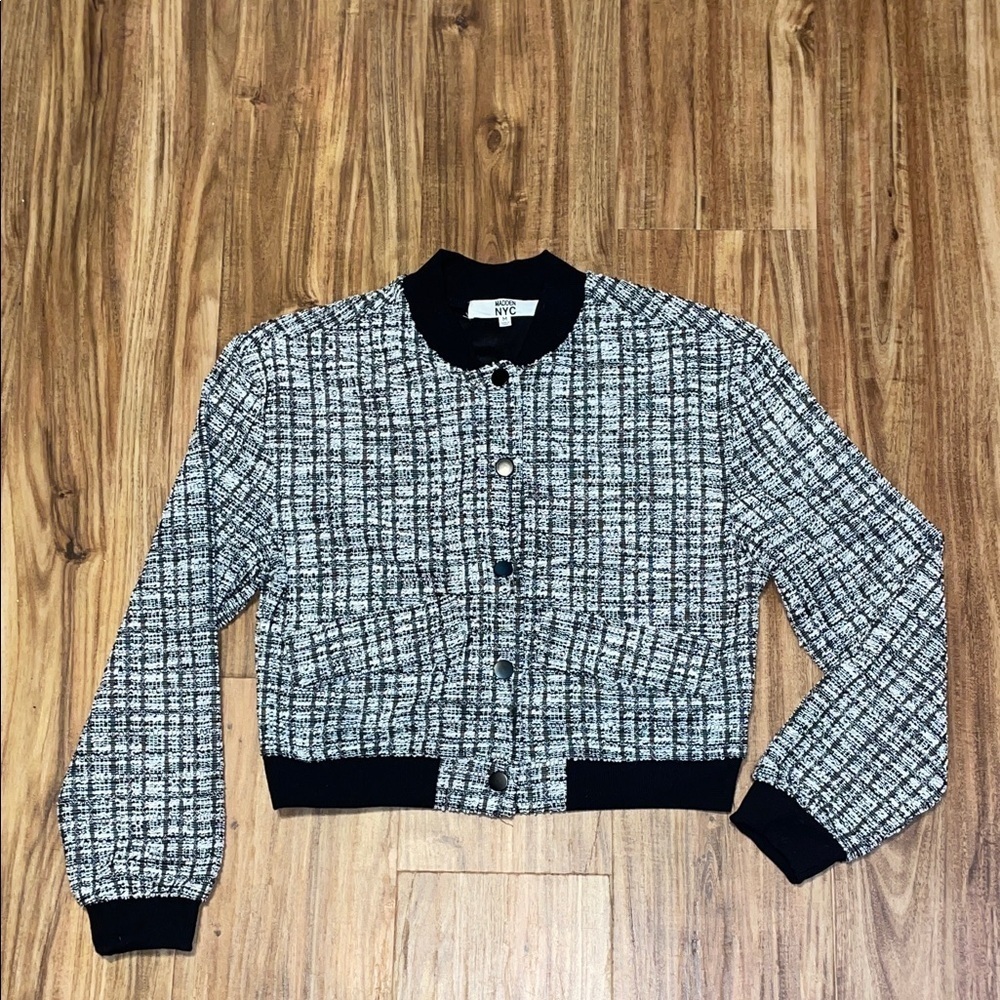 Madden NYC women’s medium Tweed Bomber Jacket top Black White pockets snaps